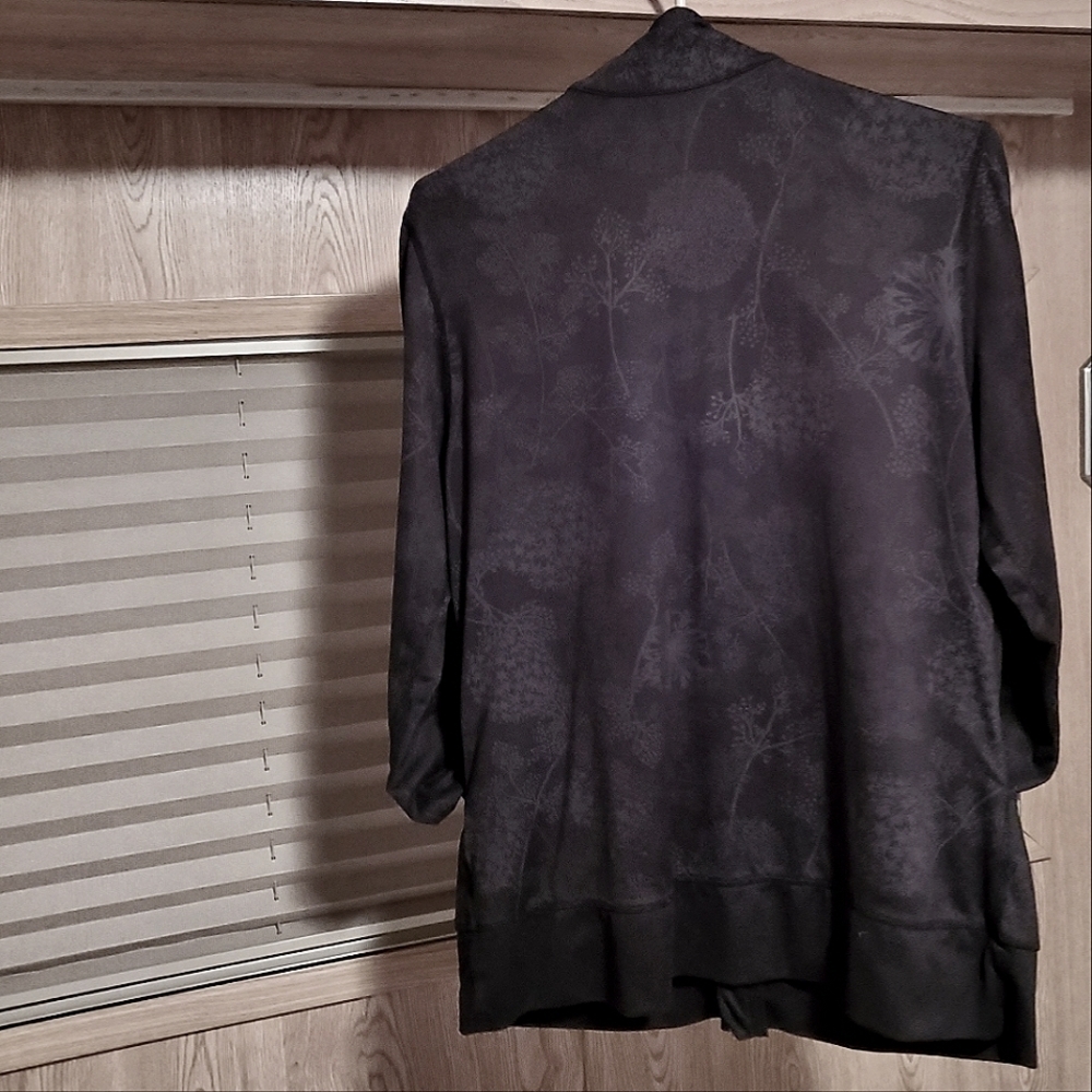 Athletic Works Full-Zip Athletic Jacket Floral Print Long Sleeves Lightweight Lg - Picture 3 of 5